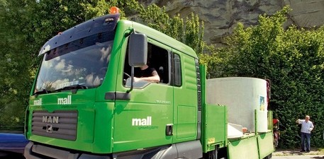 Lieferung und Einbau